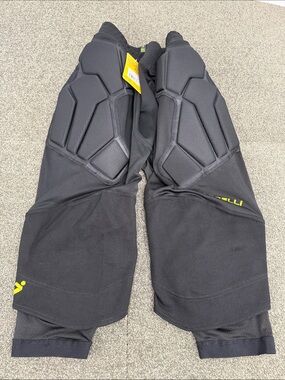 Storelli Exoshield Pants Mens Small Black Goalkeeper 3/4 Soccer Football Goalie